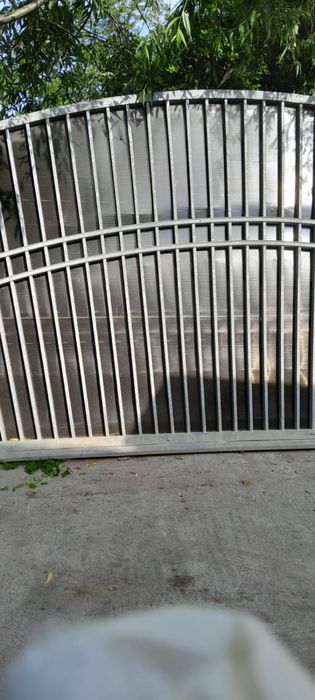 Poarta galvan lungime 5.2 metri