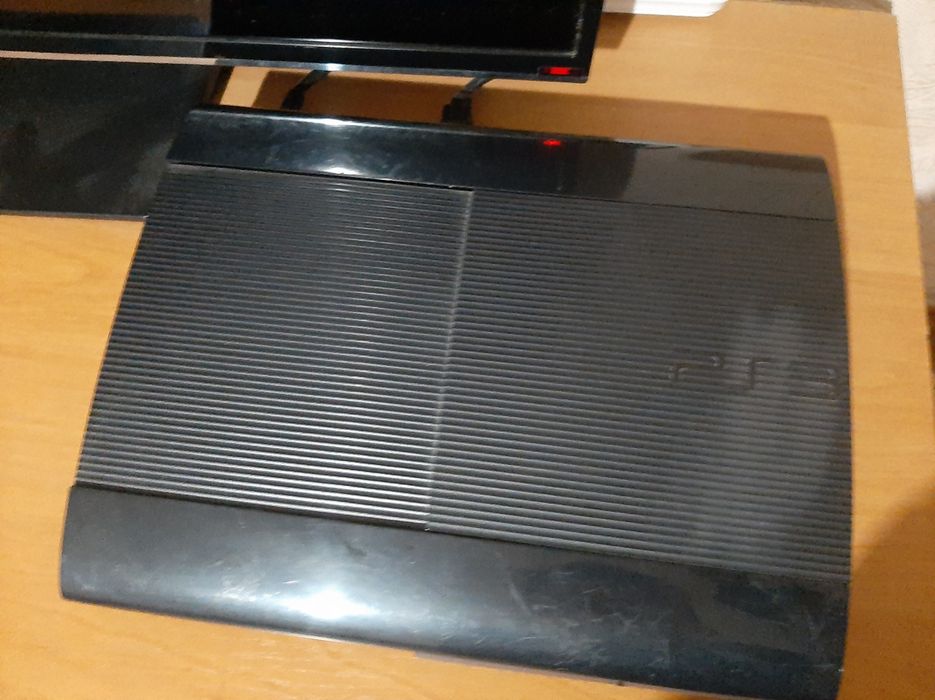 Продам playstation 3 super slim