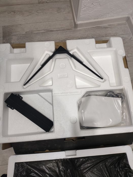 Монитор 27, 144г