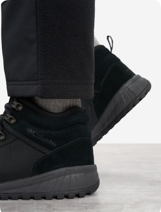 Сапоги из бренда collumbia