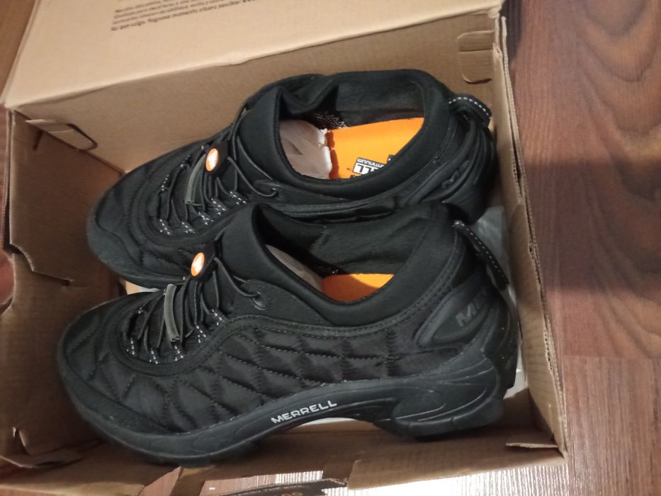 Зимние кроссовки Merrell 41