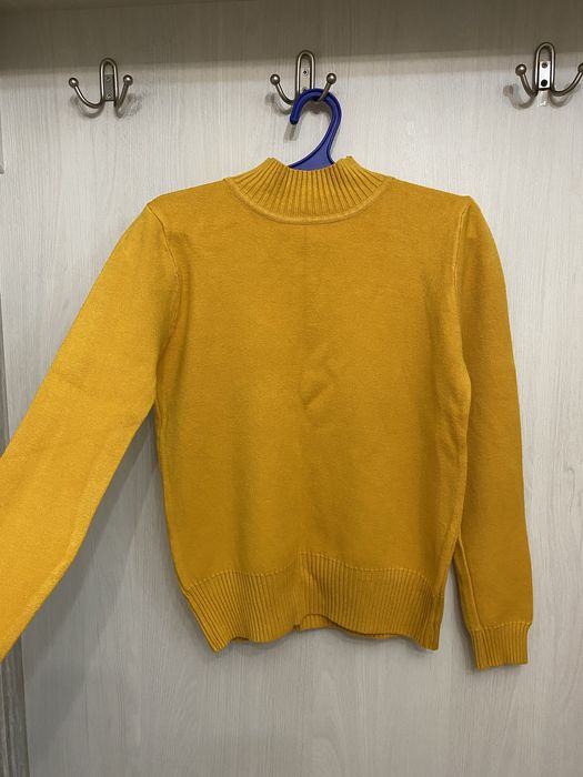 Продается кофта.