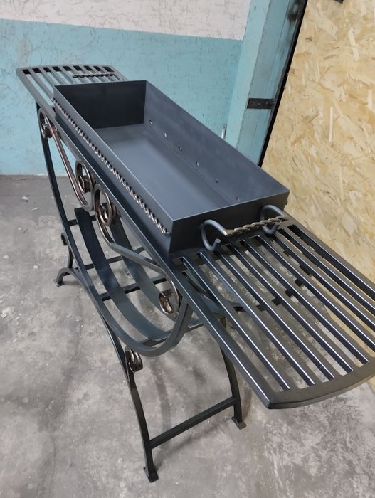 Садовые качели .