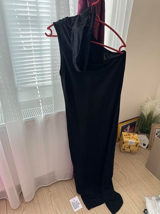 ASOS чисто нова рокля с актуална щампа 39лв.