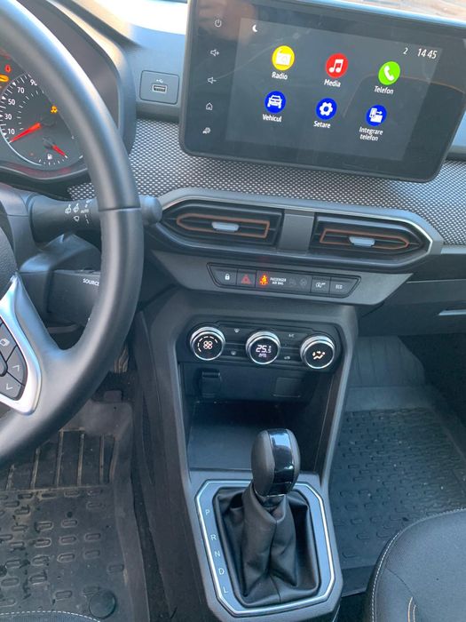 Dacia sandero stepway Automat TCE 90 CVT avariat 46000km 05.2022