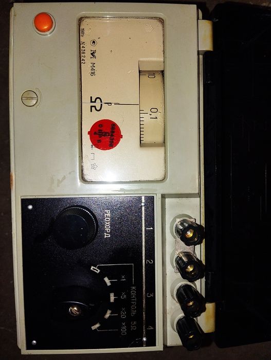 Омметр стрелочный СССР, рабочий, ретро прибор