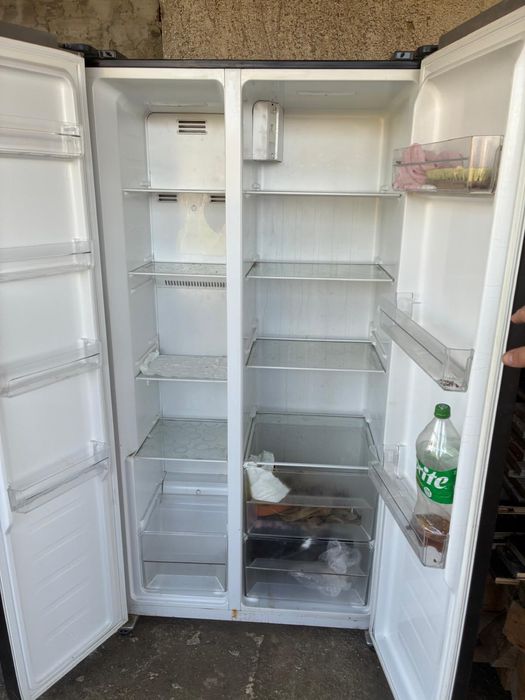 Продавам  хладилник с фризер  finlux