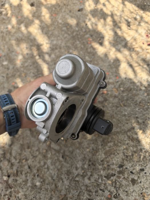 Дросел за Nissan note/micra