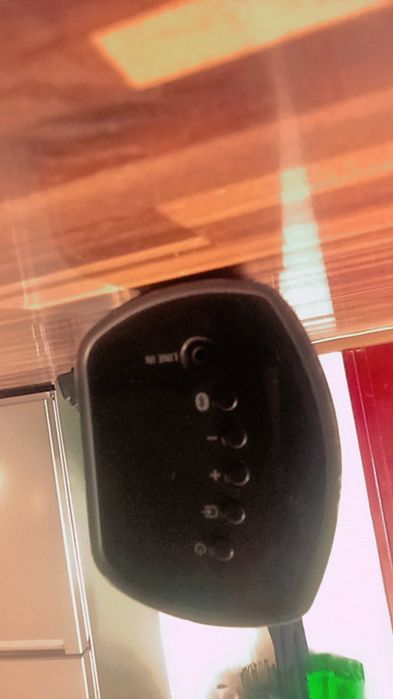 URGENT : Boxă cu bass