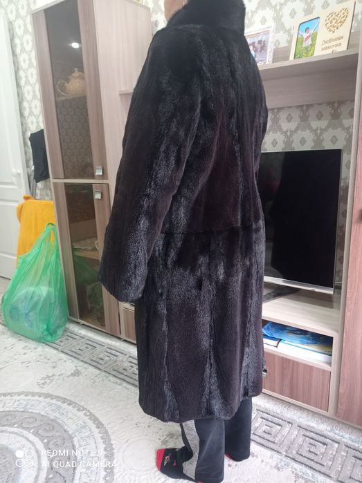 Продам норковую шубу