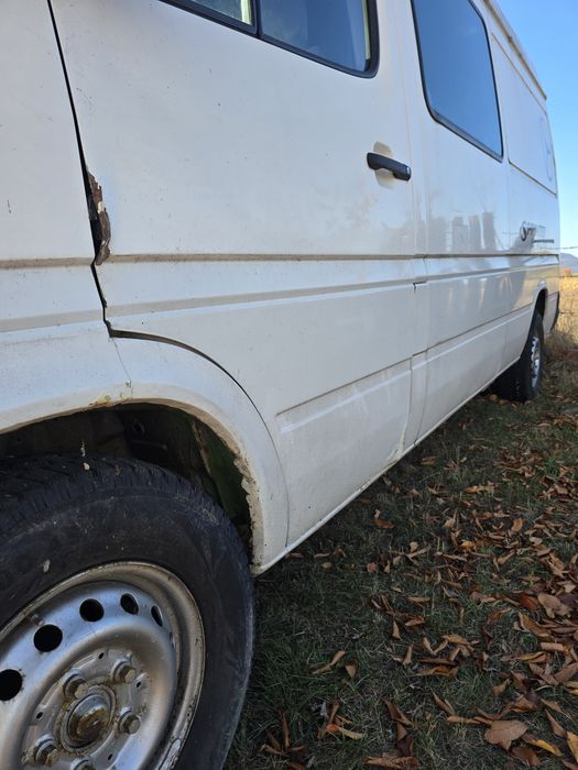 Vând Mercedez Spriner