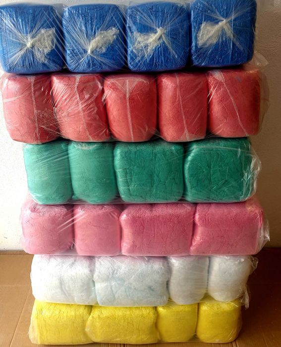 1000бр. - Еднократни калцуни сини, розови, жълти, бели, зелени