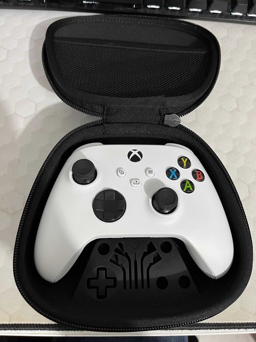 Controllere Xbox Series, One
