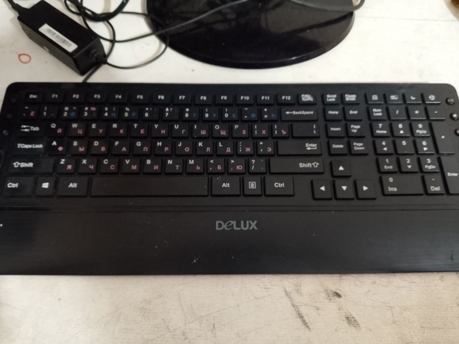 Продаю компьютер  СРОЧНА