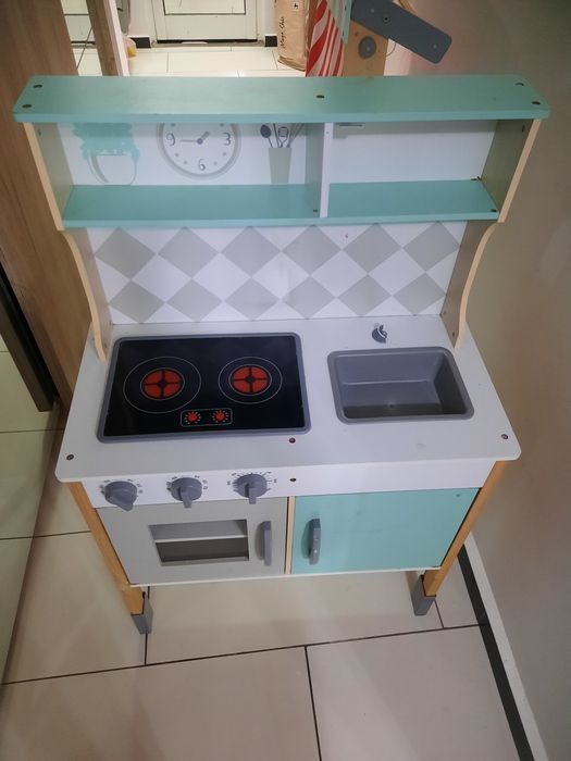 Bucatarie lemn  model Lidl