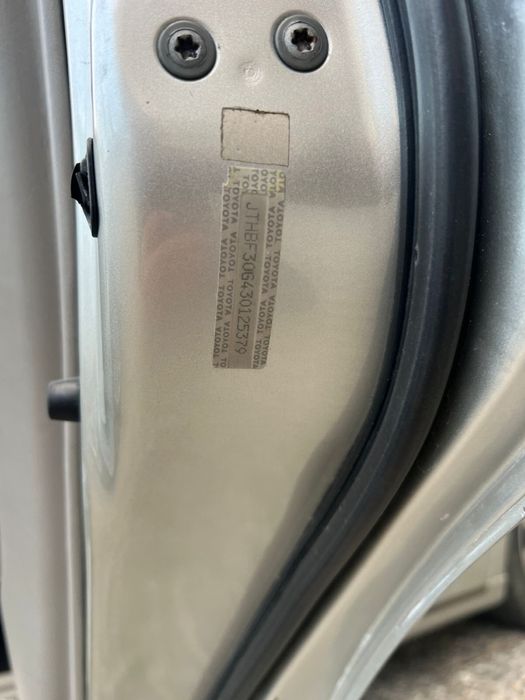 Продается Lexus es 300