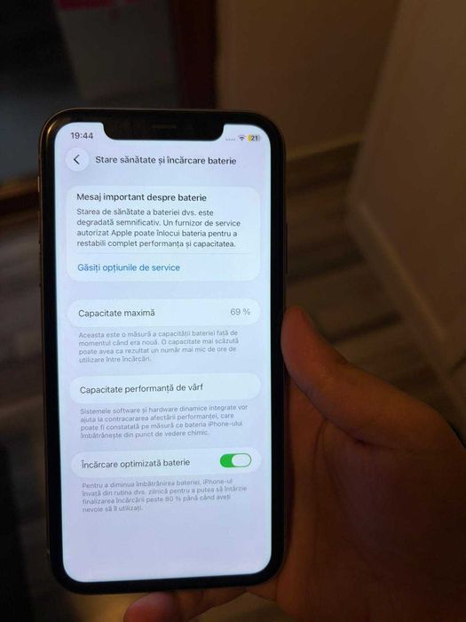 Telefon Iphone 11 de vanzare