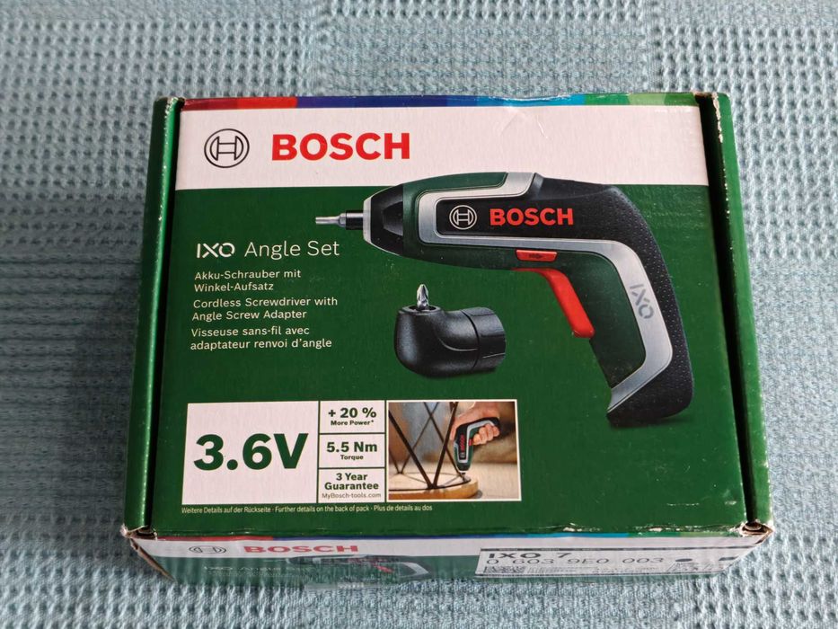Masina de gaurit Bosch IXO 7, adaptor unghiular, LED 360°, Conector micro USB