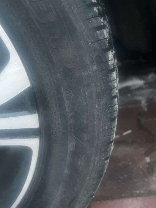 Anvelope 215/55/R17