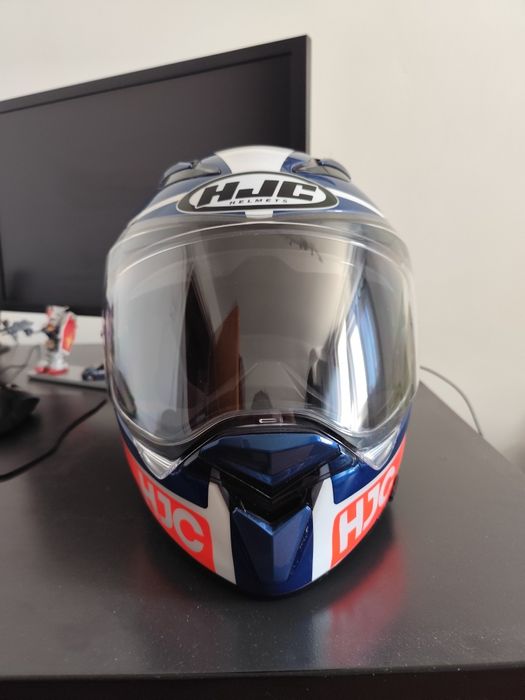 Se vinde cască HJC F70 Tino MC-21  marimea M.
