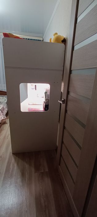 Продам детскую двухъярусную кровать
