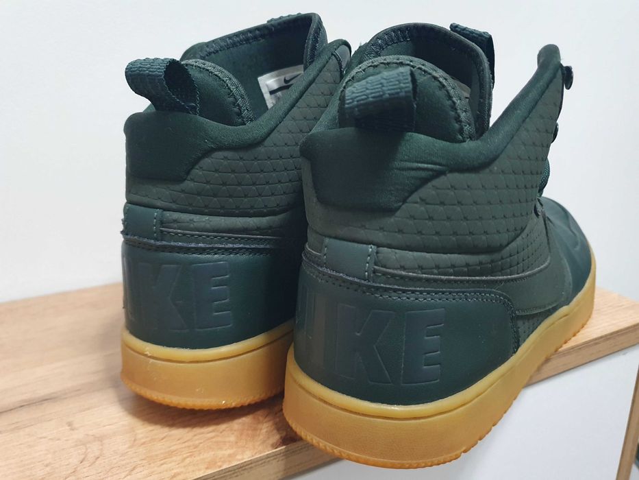 Маратонки Nike Court Borough Mid