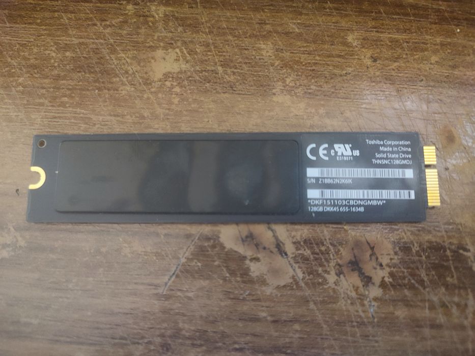 SSD 128gb Macbook Air 11 A1370 emc2471 - Funcțional