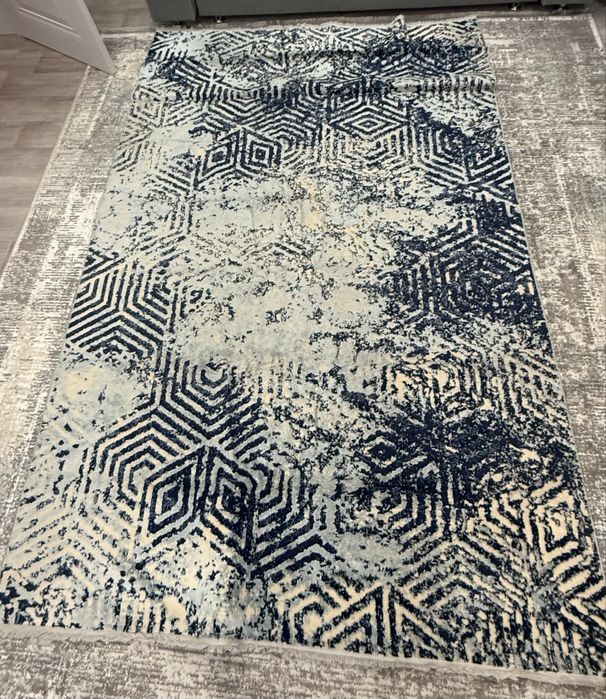 Продается ковер