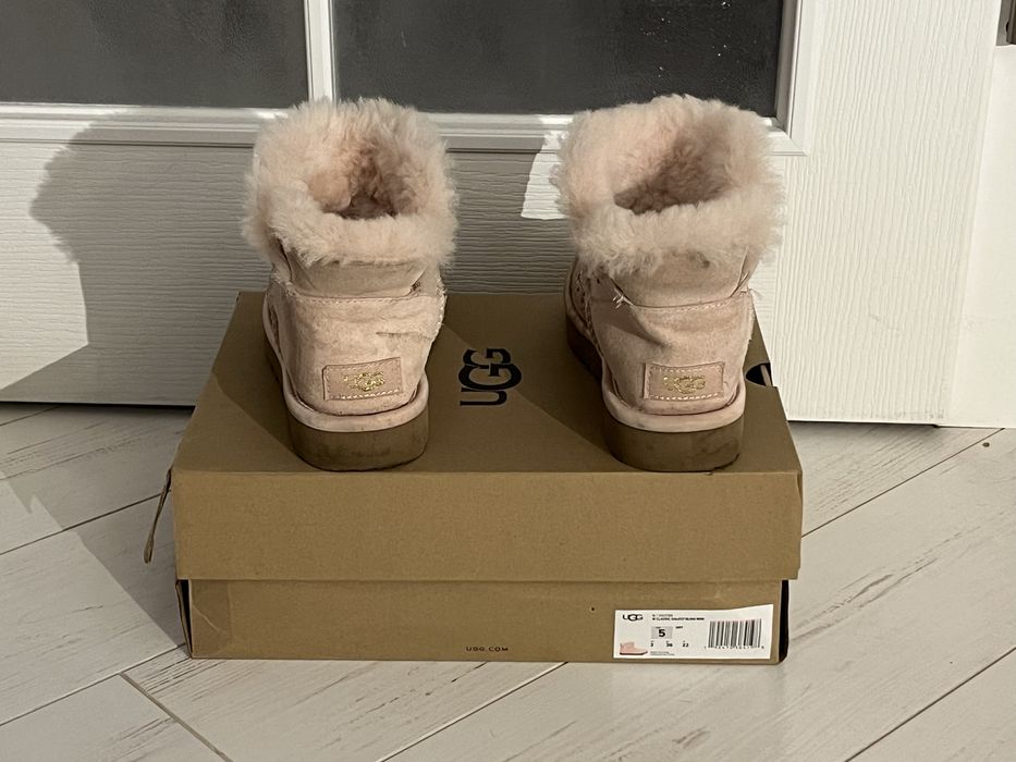 UGG Classic Galaxy Bling Mini marime 36