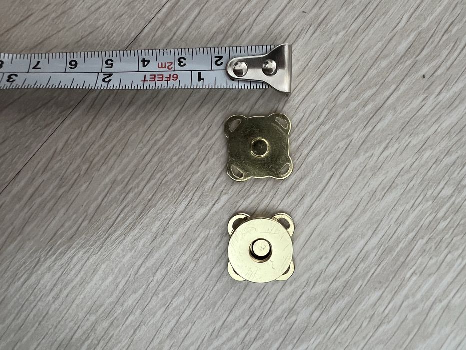 Части, дръжки, закопчалки за чанти