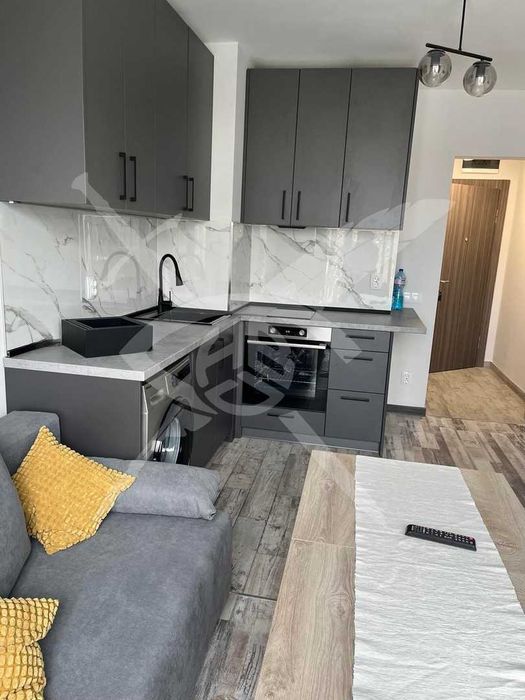 Дава се под наем Двустаен апартамент в София, Банишора - 56 кв.м за 698.19 € - Снимка #1