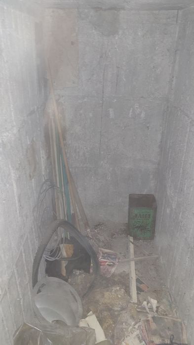 Transport moloz mobila debarasare apartamente curățenie la cerere