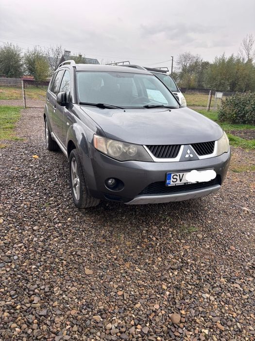 Mitsunishi  Outlander ll , 2.2 diesel, 7 locuri, Negociabil