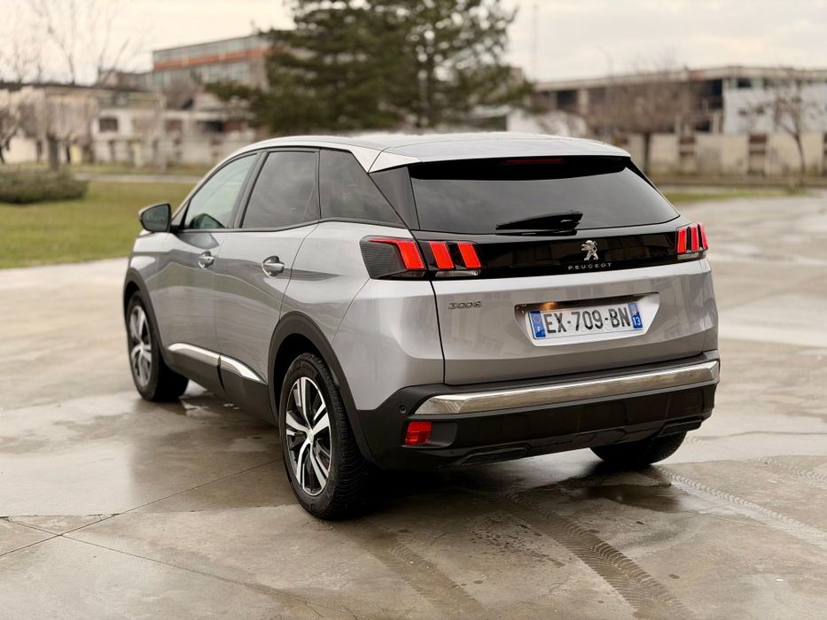 Peugeot 3008 Puretech 1.2, 130 CP, Allure, Manual