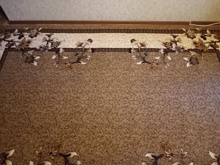 Ковер, полушерстянной