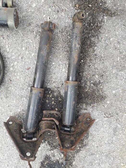 амортисъори мазда 6 предни и задни