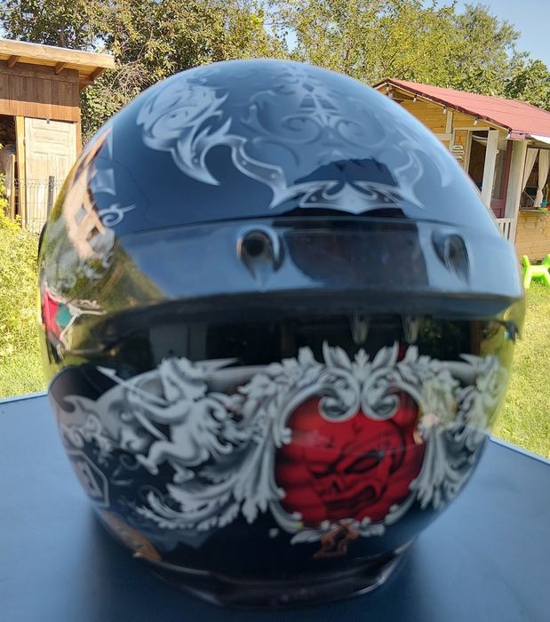 Shoei 100€  arai-100€