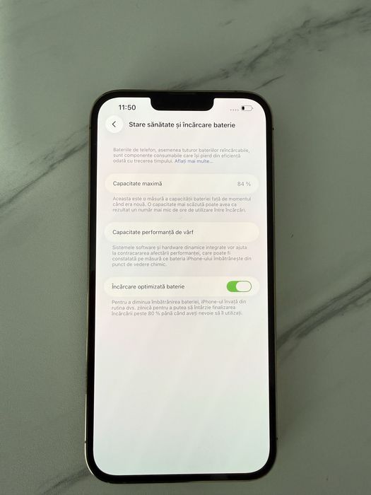 Vând iphone 13 pro max , gold !