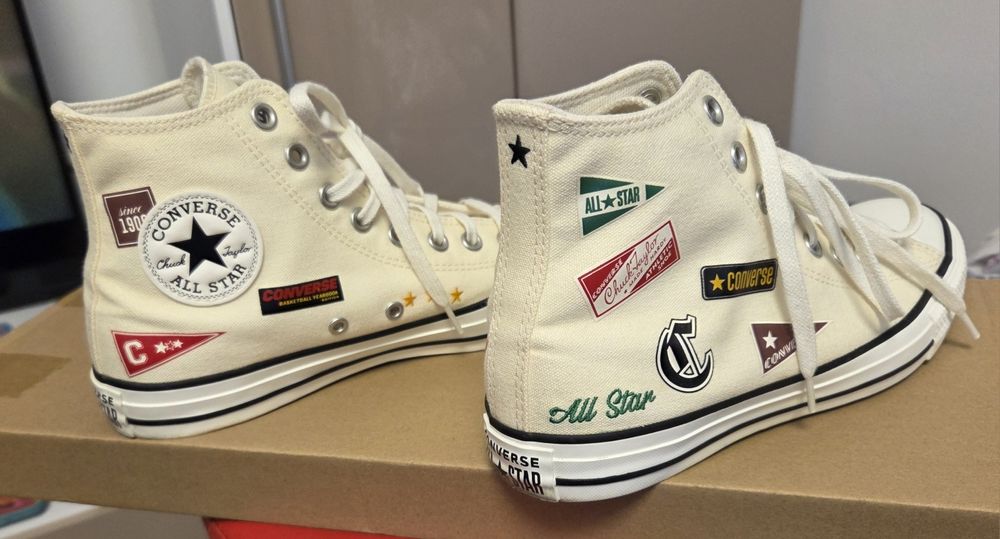 Converse mărimea 39,5