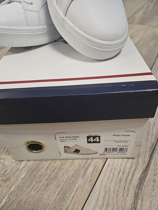 Обувки U. S. POLO ASSN