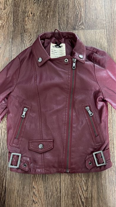 Куртка косуха на девочку 6-7 лет