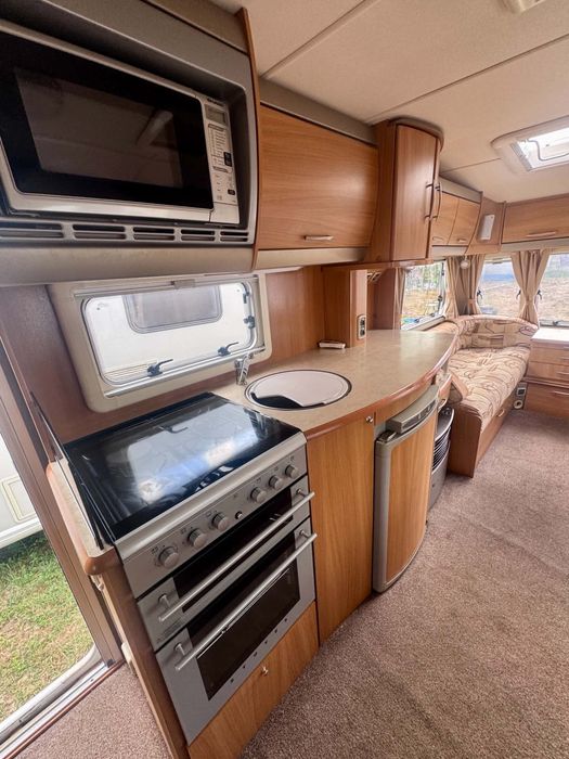 Vand Rulota/Caravana Swift Challenger 530 SB 4/5 locuri de dormit