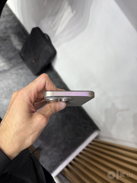 iPhone 15 Pro Max 256 GB 90%