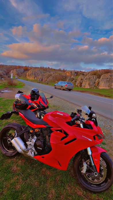 Ducati Supersport950