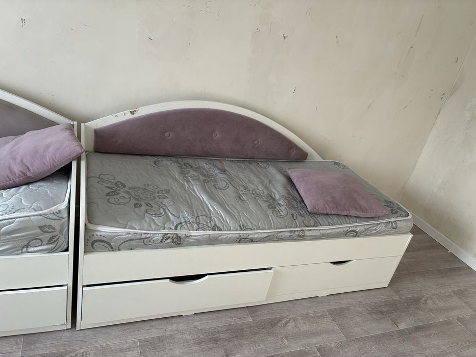 Продам две кровати