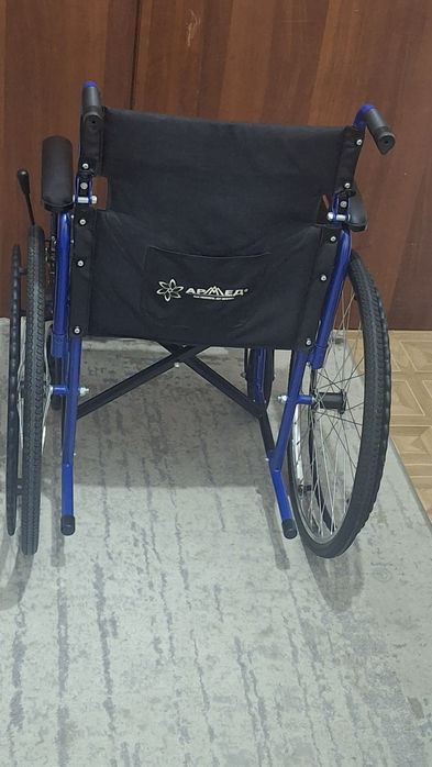 Инвалидная коляска