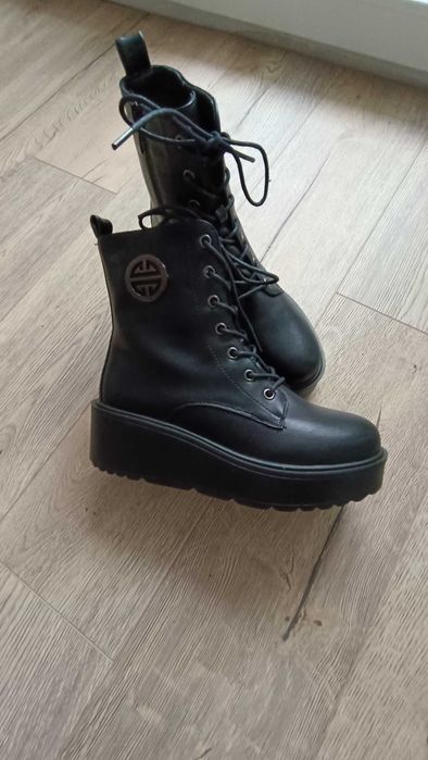 Чисто нови боти на платформа