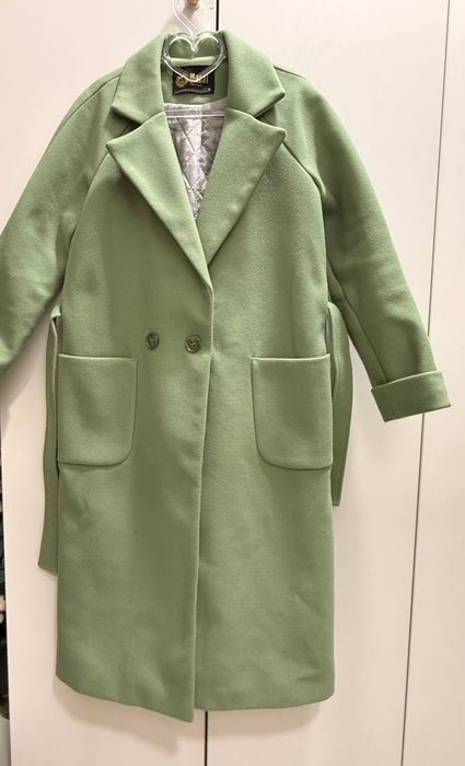 Продаю пальто б/у