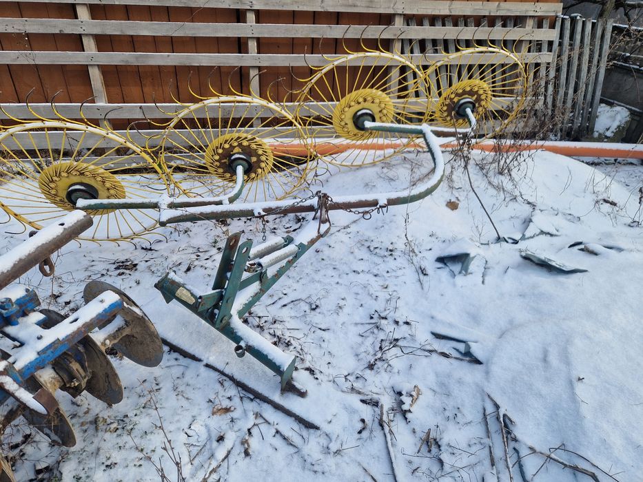 Vand grebla tip soare