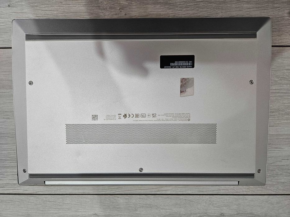 HP EliteBook 830 G7